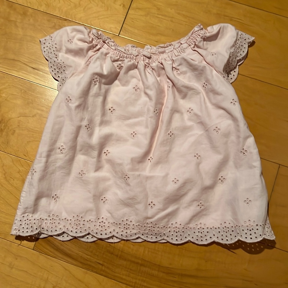 Baby GAP top